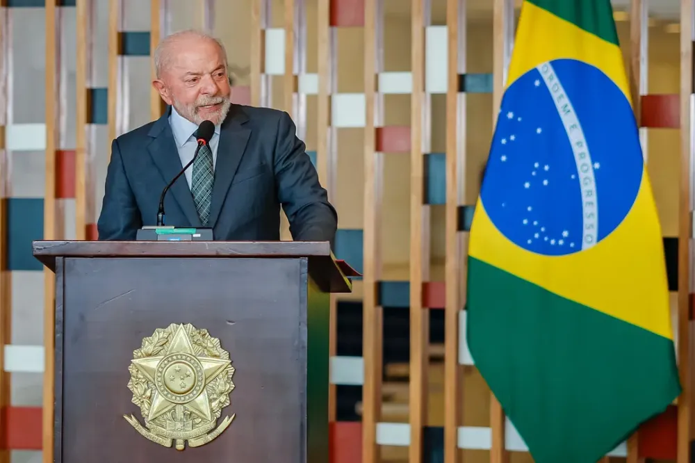 Lula desafia Senado e manterá Jorge Messias para o STF