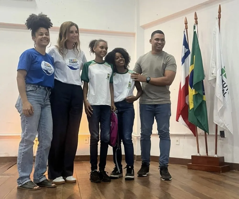 Escola de Pojuca conquista 1º e 3º lugar na FEMMIC e se destaca em incentivo à pesquisa