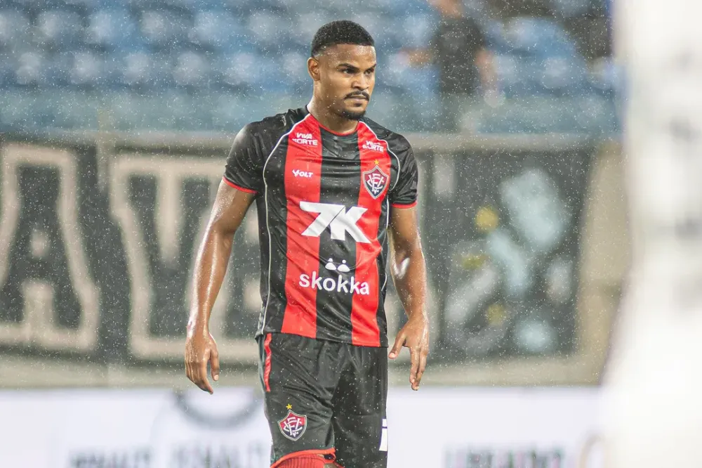 Lesão de defensor é grave e fará o Vitória se mexer no mercado