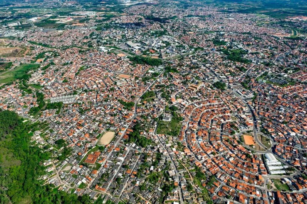Ministério Público aciona Prefeitura de Camaçari por falhas na gestão e coleta de resíduos sólidos
