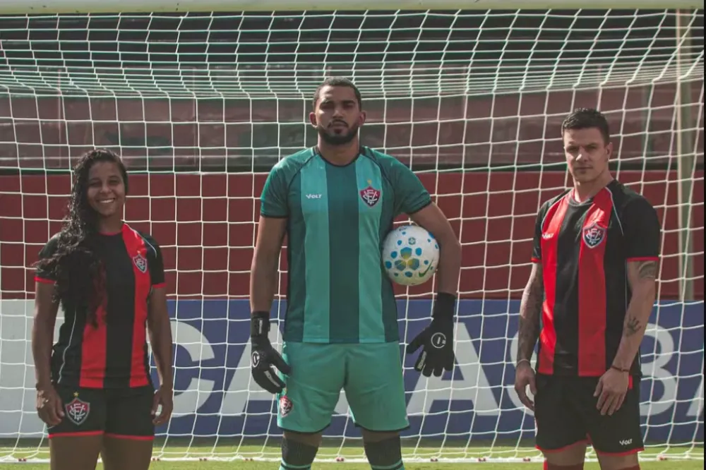 Vitória avalia romper contrato com a Volt e cogita marca própria