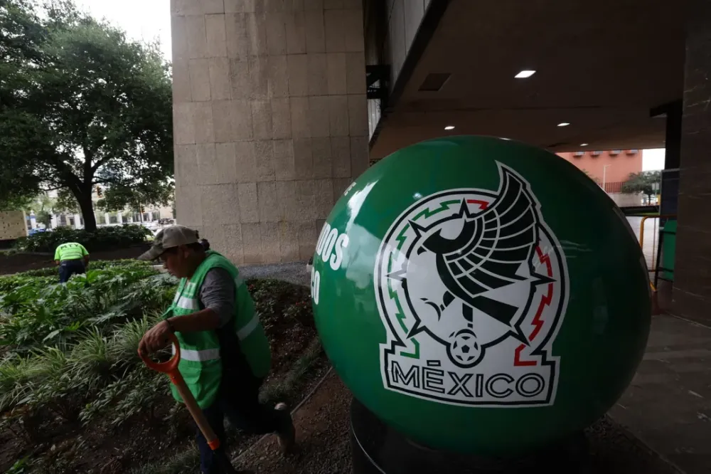 Tempestade ameaça jogo de abertura da Copa do Mundo no México