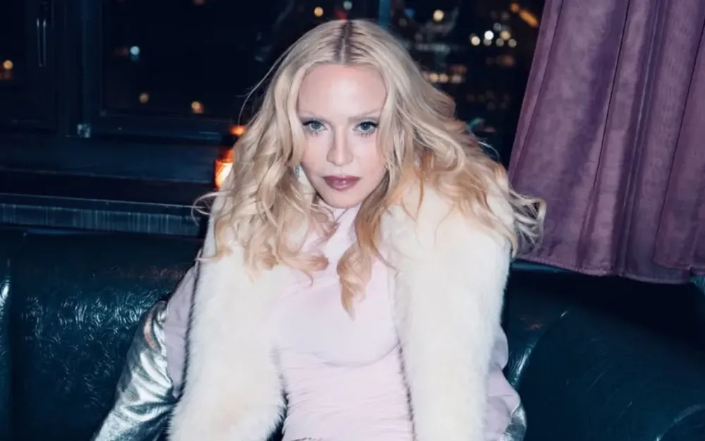 Fora da Copa, jogador da Seleção Brasileira surge em clipe de Madonna
