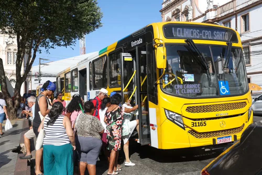 Salvador pede R$ 80 milhões para manter passagem de ônibus em R$ 5,90