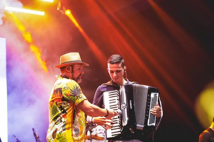Santo Antônio abre festejos juninos em Camaçari com shows e transmissão de Brasil x Marrocos