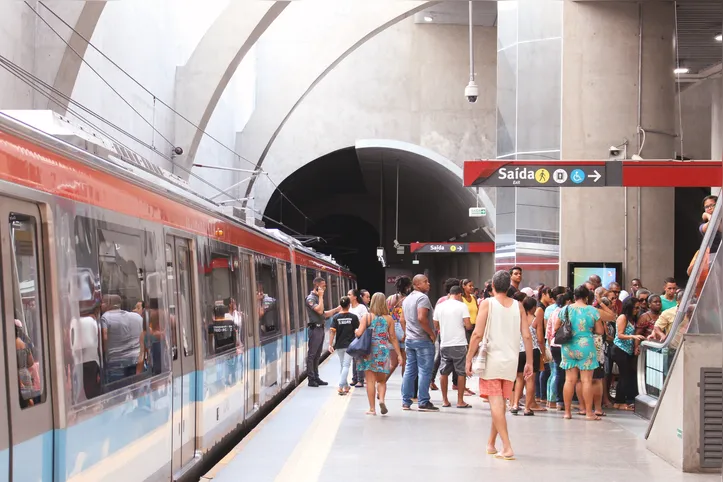 Homem é preso em flagrante após ejacular em mulher dentro de metrô em Salvador