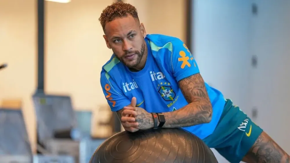 Ancelotti prevê retorno de Neymar na próxima semana, mas descarta atacante na estreia do Brasil