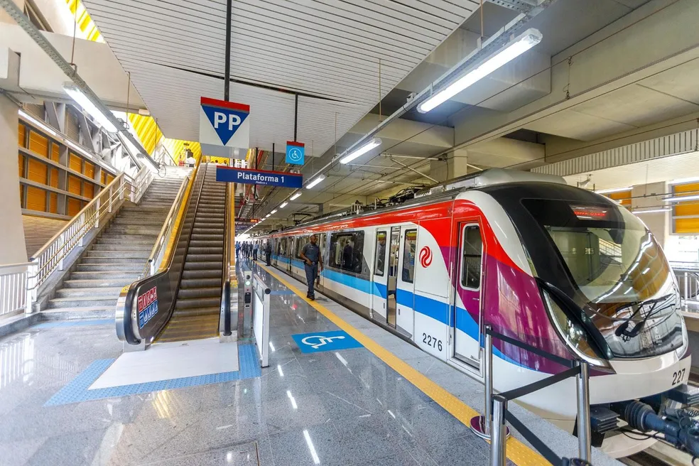 Justiça mantém prisão de suspeito de ejacular em passageira dentro do metrô de Salvador
