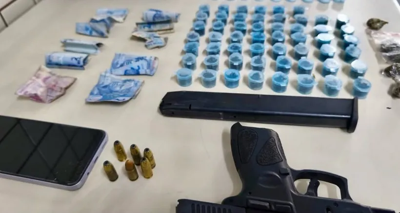PM apreende arma e drogas após confronto com suspeitos em Vila de Abrantes