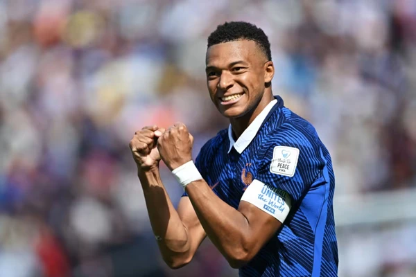 Mbappé supera Messi e Pelé na lista dos maiores artilheiros da história das Copas