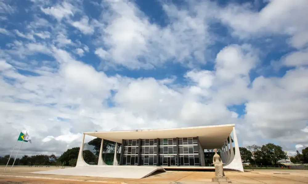 STF anula absolvição de acusado no caso Mariana Ferrer e fixa proteção a vítimas de crimes sexuais