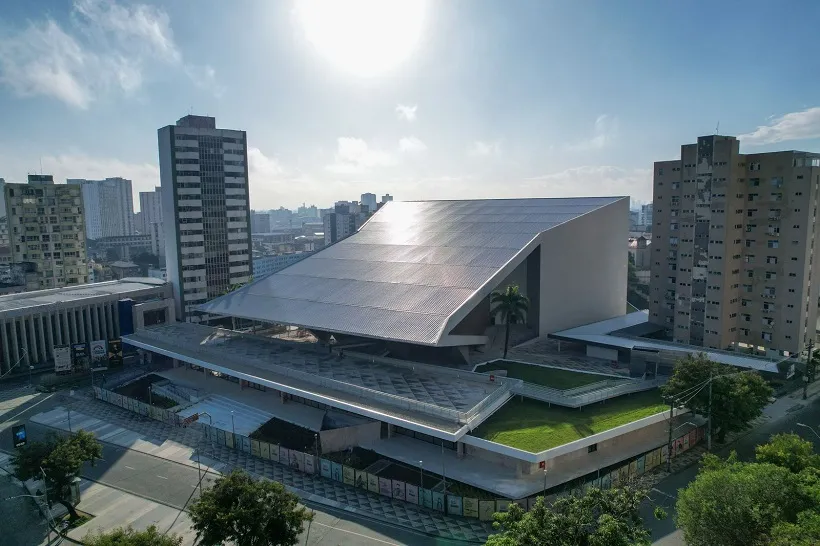Teatro Castro Alves é reinaugurado após reforma de R$ 260 milhões e volta a receber público em Salvador