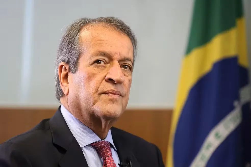 STF bloqueia até R$ 119 milhões em bens de Valdemar Costa Neto e suspende emendas sob investigação