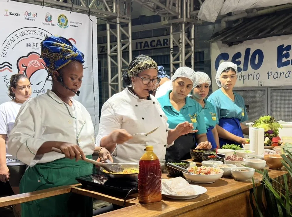 Festival Sabores de Itacaré começa valorizando pescadores e marisqueiras e reúne gastronomia, cultura e música