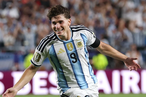 Argentina vence a Suíça na prorrogação e enfrenta a Inglaterra na semifinal da Copa do Mundo