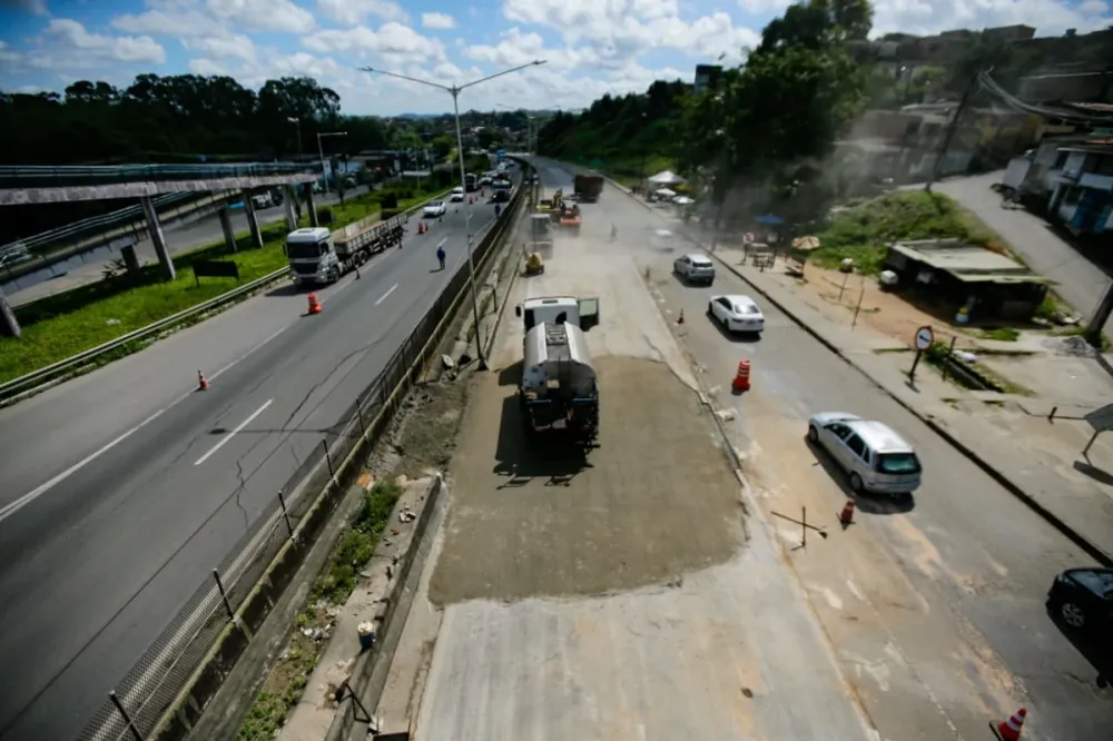 BR-324: obras avançam, mas trecho com cratera na Bahia segue interditado nesta segunda (13)