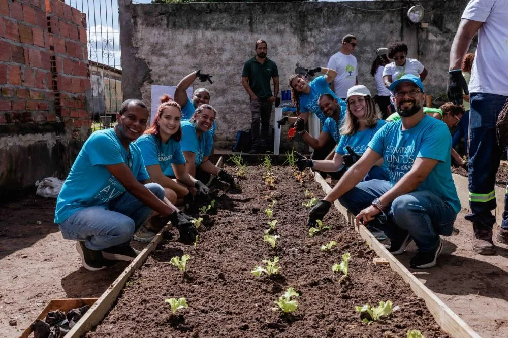 Braskem revitaliza horta comunitária em Camaçari durante mobilização global que arrecadou quase seis toneladas de plástico