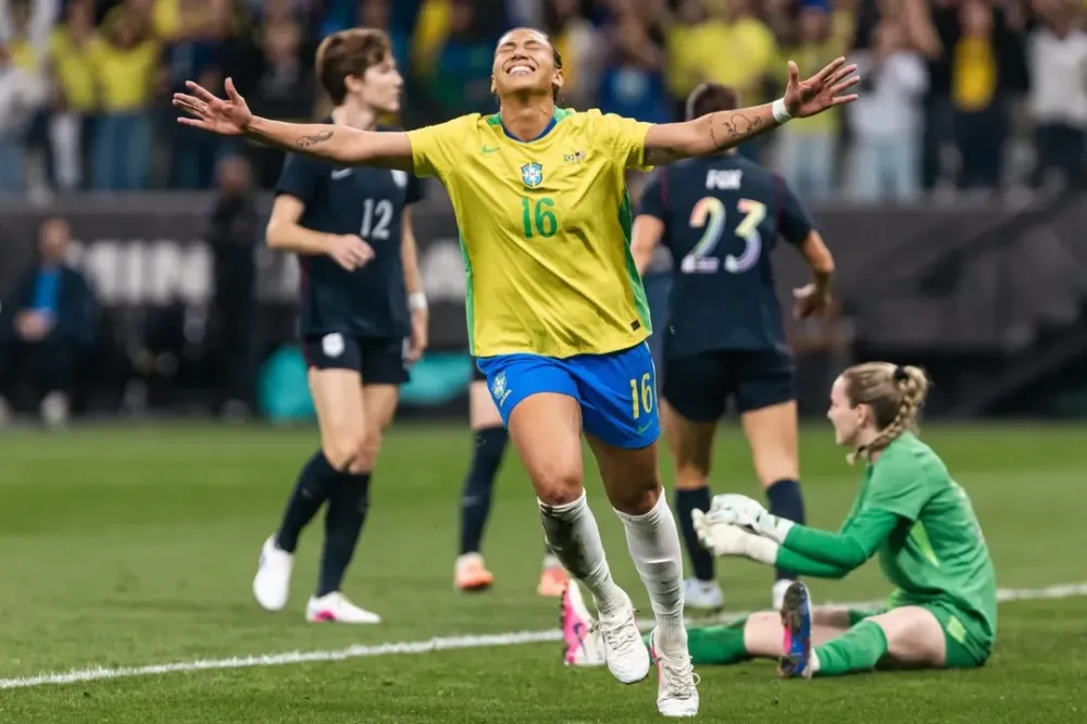 Bahia isenta ICMS para operações da Copa do Mundo Feminina de 2027; Salvador será uma das sedes