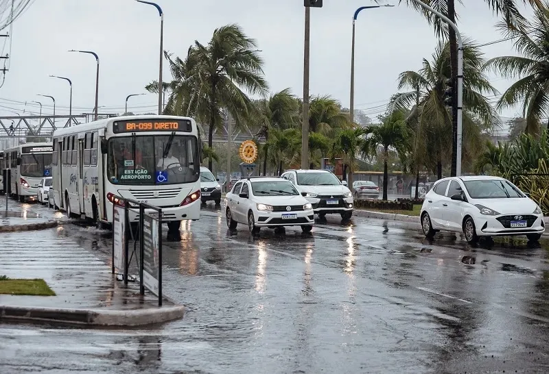 Semana começa com alerta de chuva para Salvador, Camaçari, Dias d’Ávila e Mata de São João