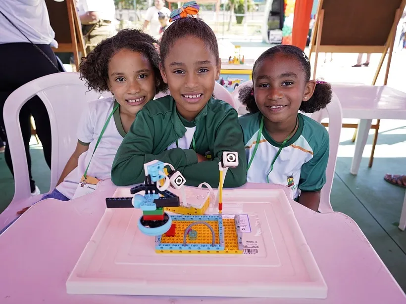Pojuca recebe pela segunda vez etapa da First Lego League Explore e reúne 250 estudantes em competição de robótica