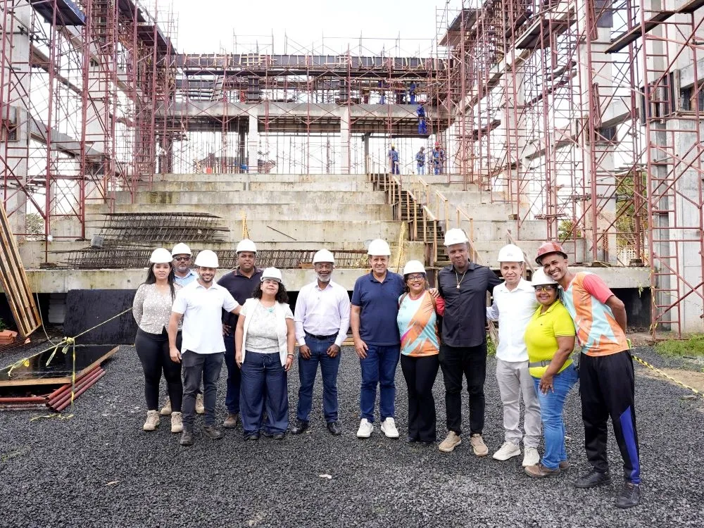 Obras do Novo Teatro Municipal de Pojuca avançam e equipamento será o quarto maior da Bahia