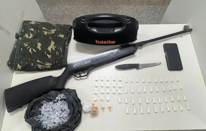 Suspeito por tráfico de drogas e tentativa de homicídio é preso após confronto com a PM em Dias d'Ávila