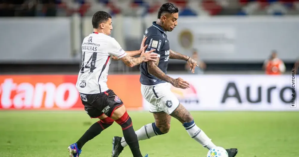 Falha de Lucas Arcanjo marca derrota do Vitória para o Remo no Mangueirão