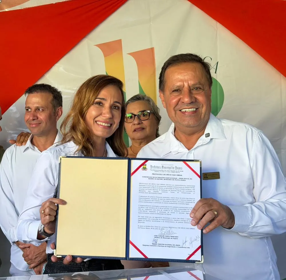 Pojuca entrega Centro de Treinamento Esportivo e autoriza construção de 50 casas populares no Retiro