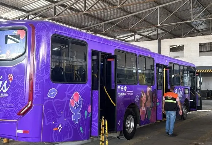 Itabuna apresenta Linha Lilás com ônibus exclusivo para mulheres