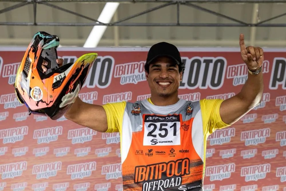 Camaçariense Brendon Pereira é campeão brasileiro em categoria de motociclismo off-road