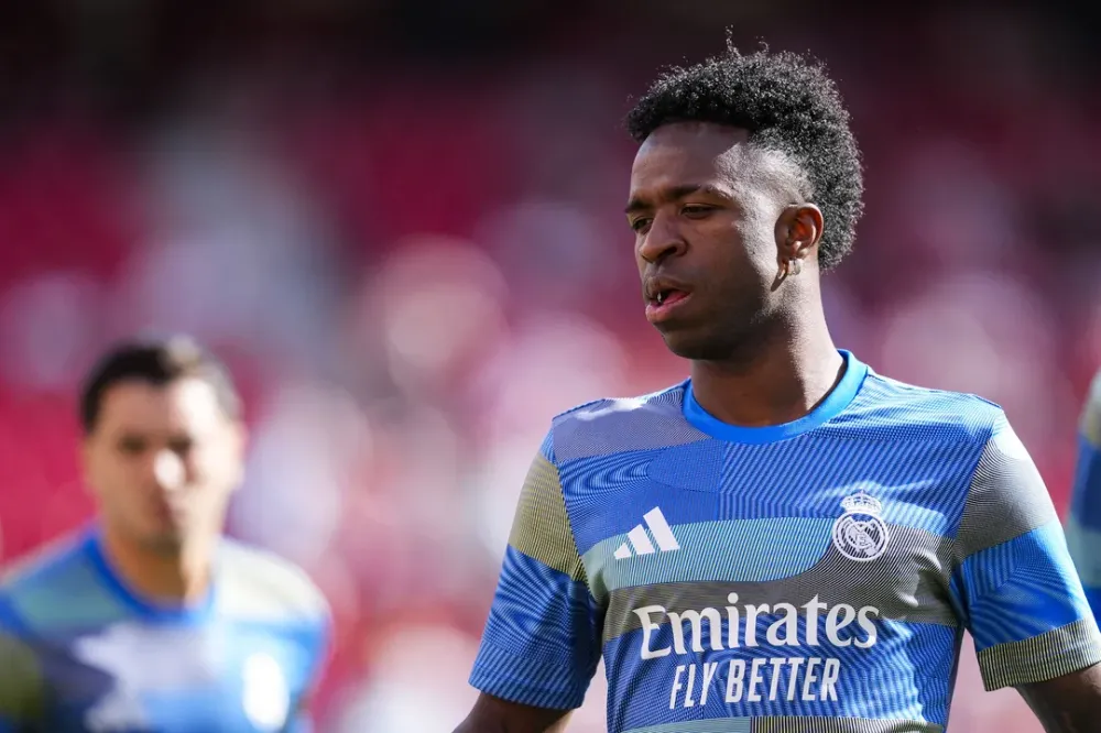 Vini Jr. pede R$ 127 milhões para renovar com o Real Madrid