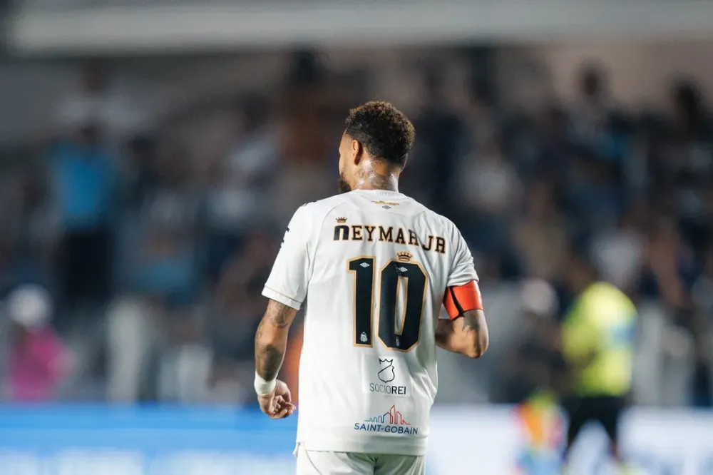 Neymar admite que pode se aposentar ao fim do contrato com o Santos
