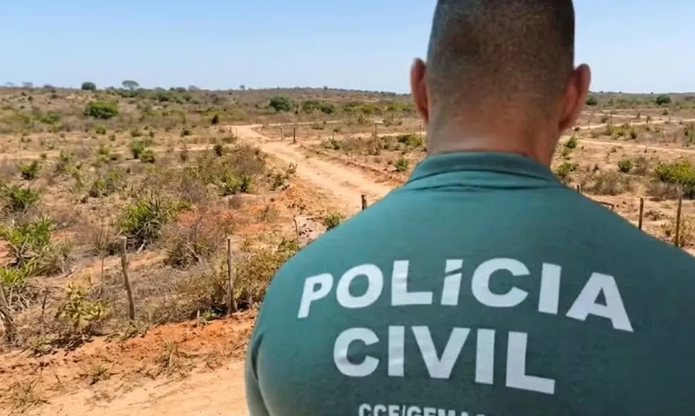 Advogado é preso em Camaçari suspeito de integrar grupo investigado por fraudes fundiárias
