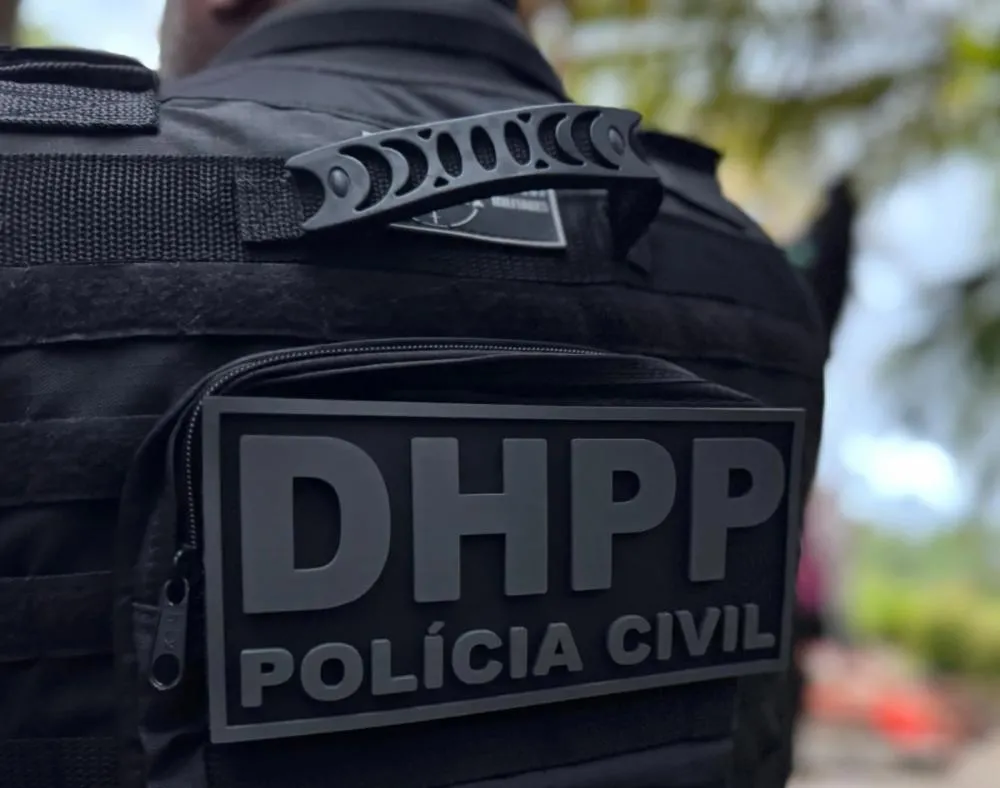 Suspeito de homicídio é preso durante ação policial em Camaçari