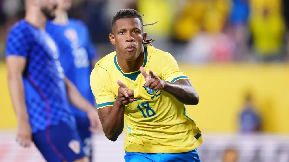 Clube italiano oferece R$ 130 milhões por baiano da Seleção Brasileira