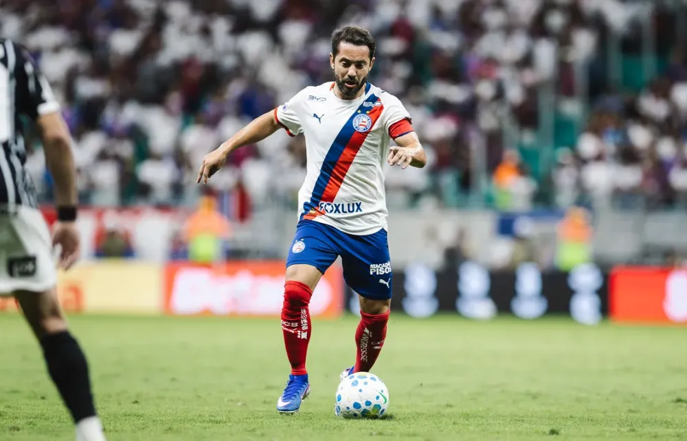 Éverton Ribeiro não fará cirurgia e deve voltar em semanas ao Bahia