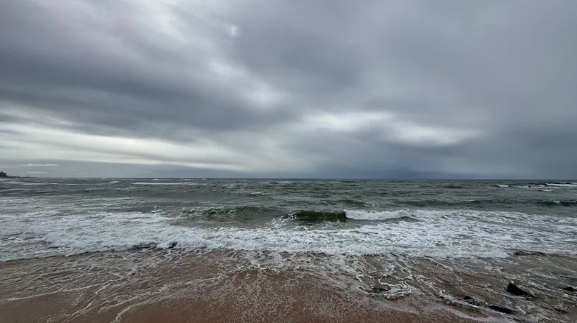 Passagem de ciclones deixa mar agitado esta semana no litoral da Bahia