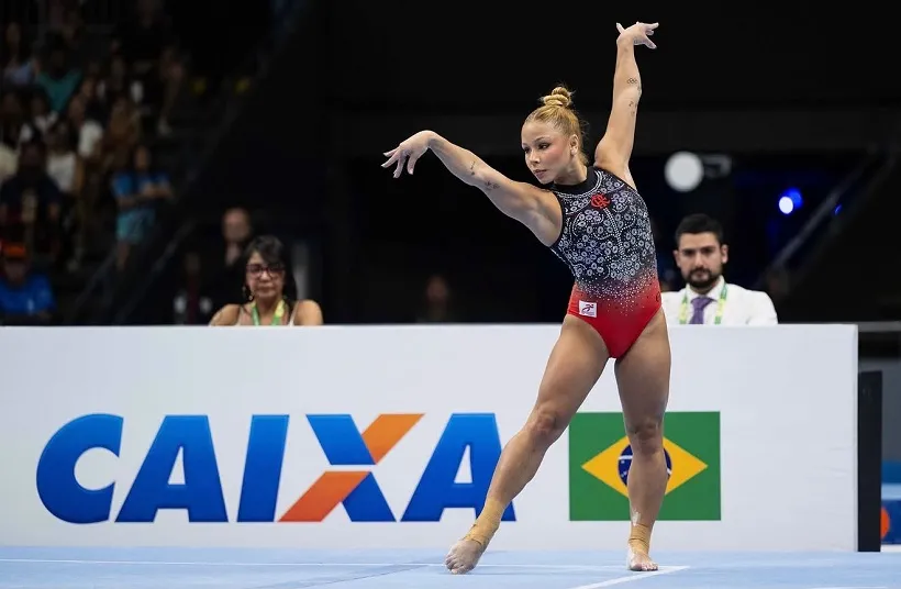 Flávia Saraiva fatura ouro na trave e no solo no Campeonato Brasileiro