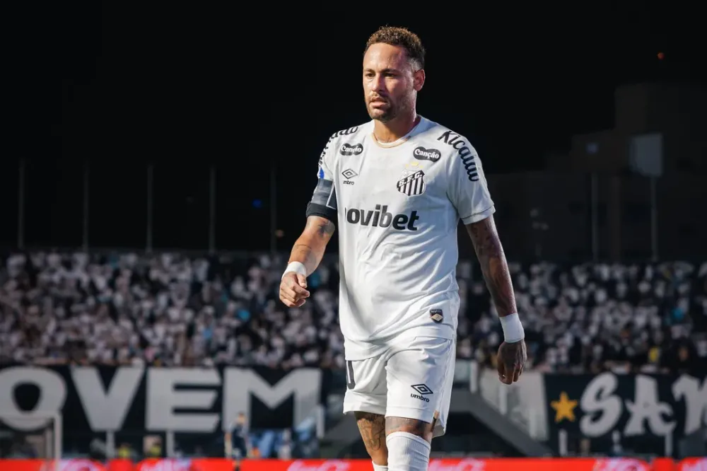 Neymar faz apelo para torcida do Santos: “Para de vaiar”