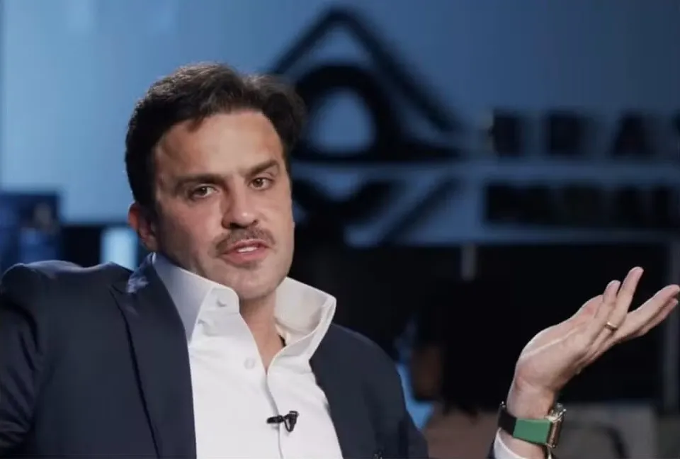 Pablo Marçal diz que patrimônio declarado ao TSE de R$ 7,4 bilhões é 'erro de digitação'