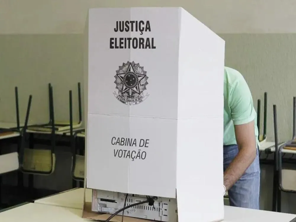 Evangélicos lideram nomes de urna religiosos nas eleições