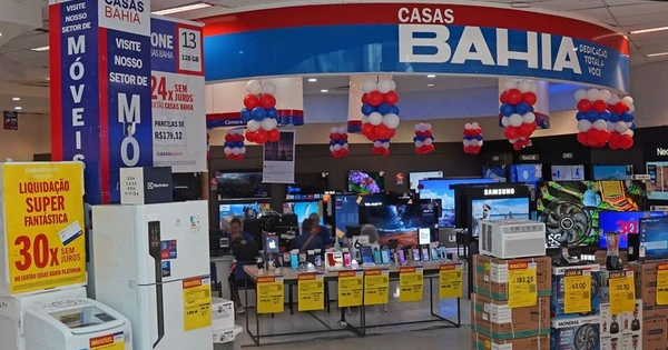 Justiça suspende demissão de quase 2 mil funcionários das Casas Bahia