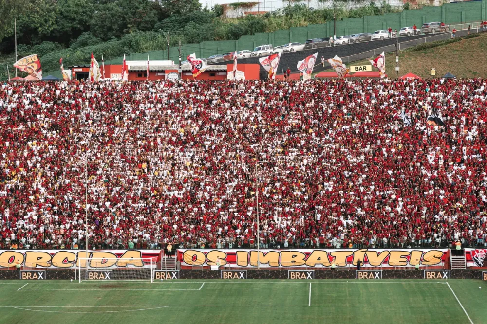Vitória não perde para o Bahia no Brasileirão há quase 40 anos e defende tabu no Barradão