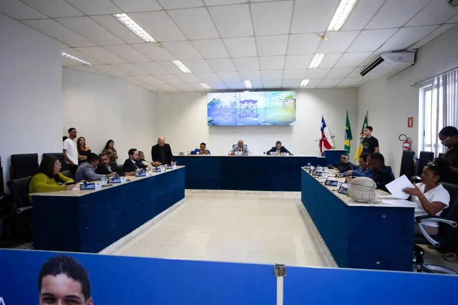 Câmara Matense aprova reajuste de 10% para motoristas e moções de aplausos em sessão ordinária