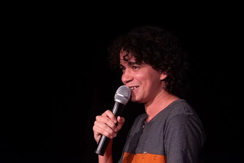 Camaçari recebe show gratuito de humor nesta sexta-feira (28) no Phoc III