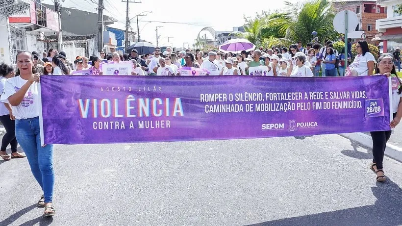 Pojuca realiza caminhada pelo fim da violência contra a mulher