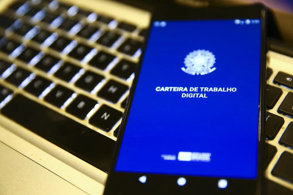 SineBahia divulga vagas de emprego para Camaçari, Dias d’Ávila e Lauro de Freitas nesta segunda-feira (31)