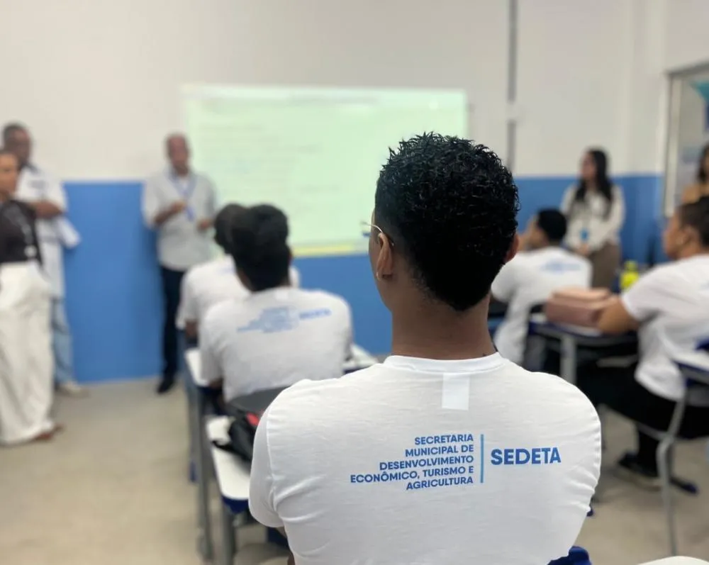 Dias d’Ávila oferece cursos gratuitos de Assistente Pessoal e Assistente de Logística