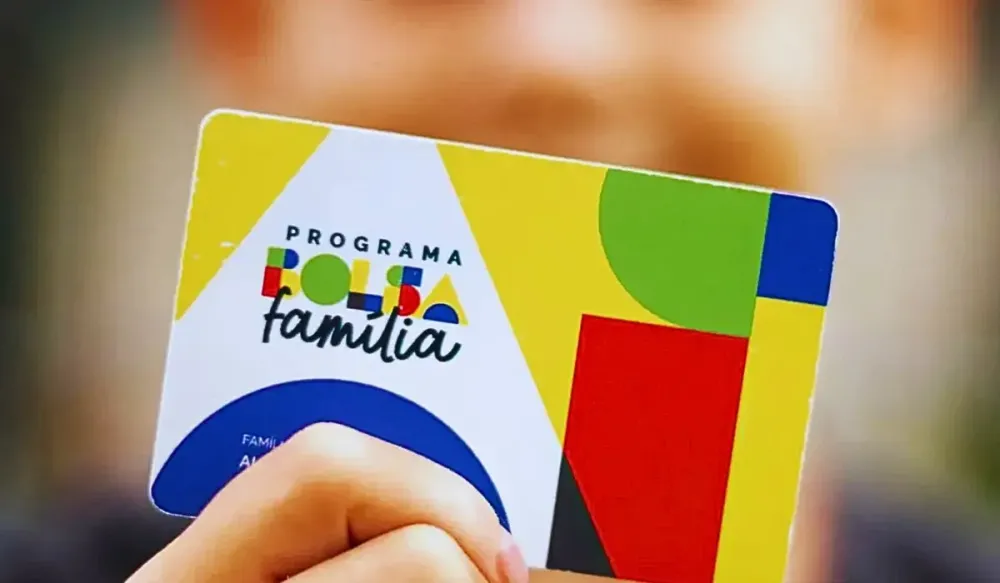 Bolsa Família seguirá com mínimo de R$ 600 em 2027, conforme proposta do governo