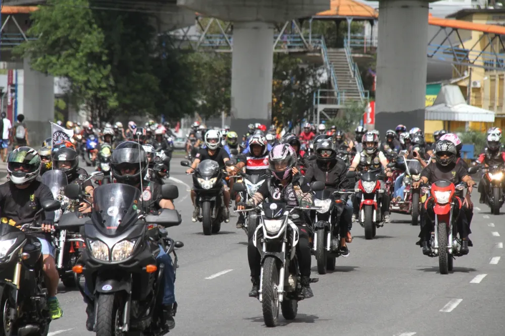 Entregadores e motociclistas por app paralisam atividades nesta terça (1º) em Salvador; saiba duração